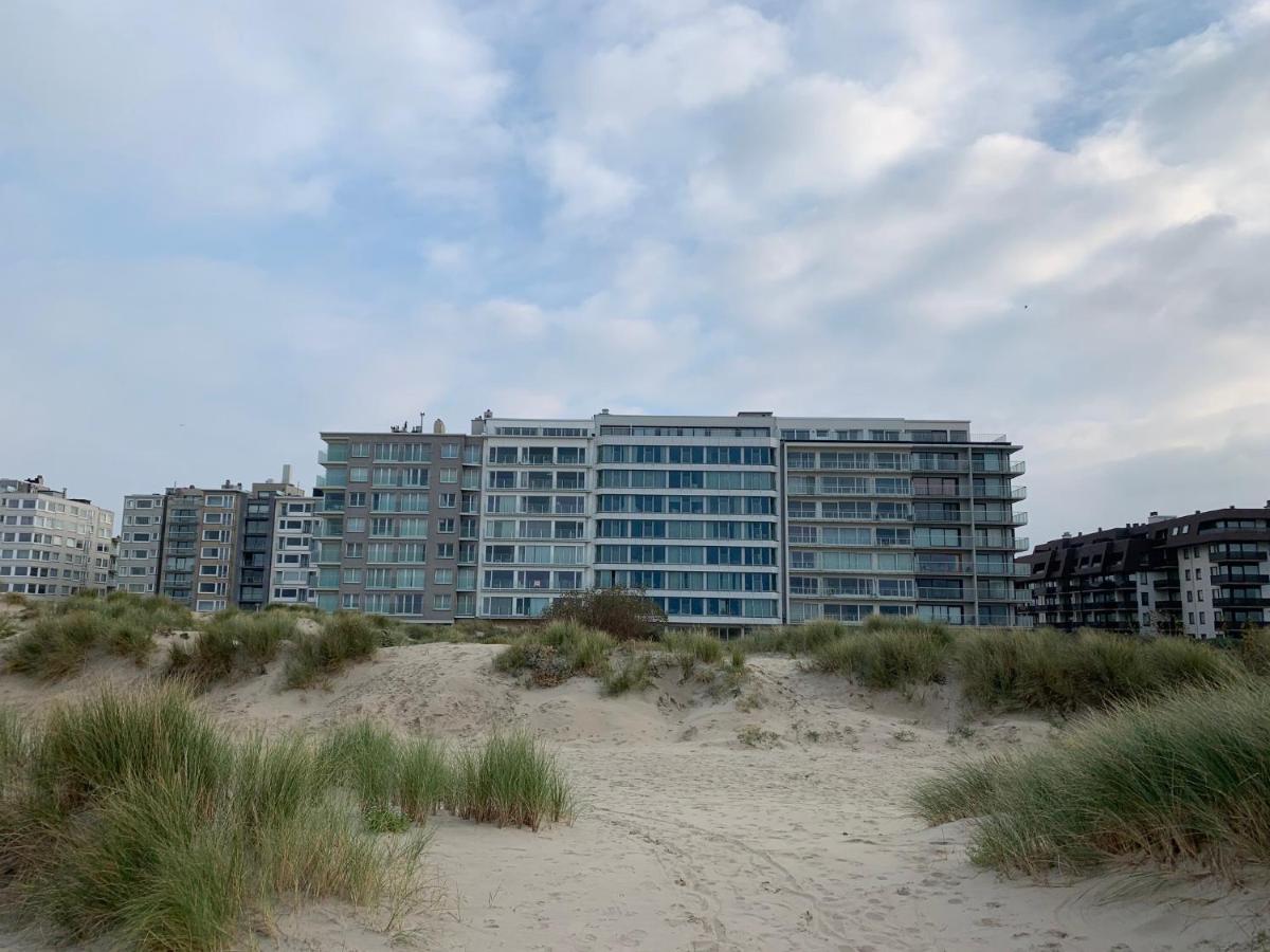 Apartamento Cabien Zeedijk Oostduinkerke Exterior foto